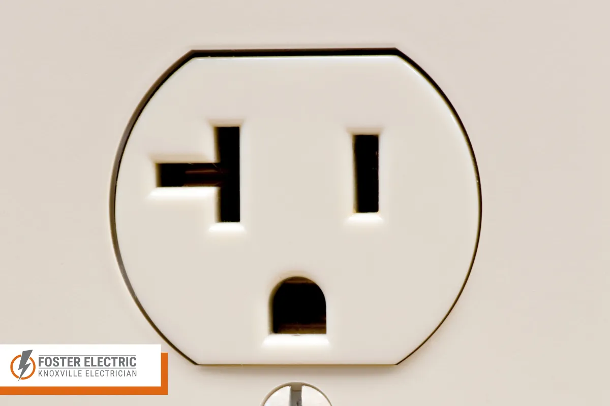 A Safe Troubleshooting Sequence for a Dead Receptacle