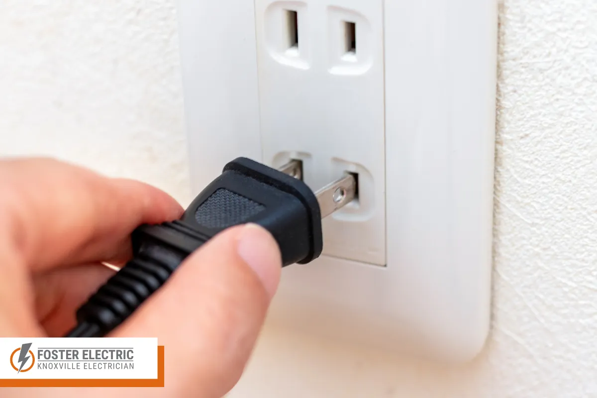What to Do Immediately After an Outlet Sparks